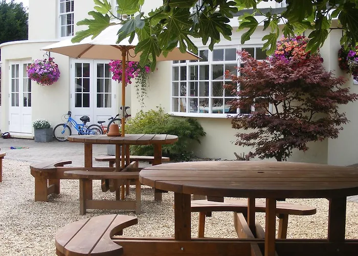 The Old Lodge